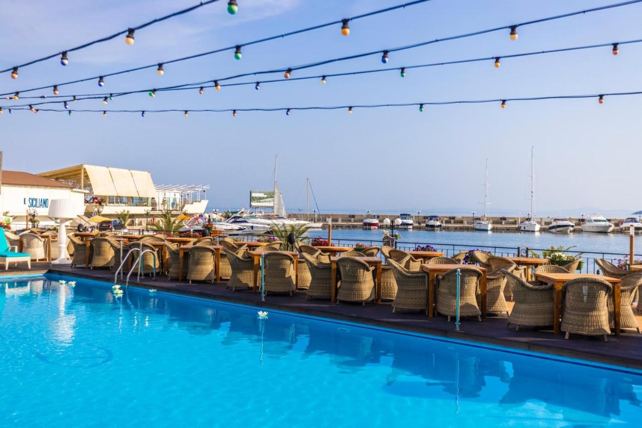 Hotel Palace Marina Dinevi سفيتي فلاس المظهر الخارجي الصورة