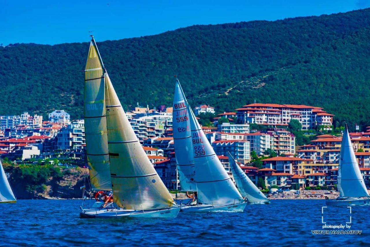 Hotel Palace Marina Dinevi سفيتي فلاس المظهر الخارجي الصورة